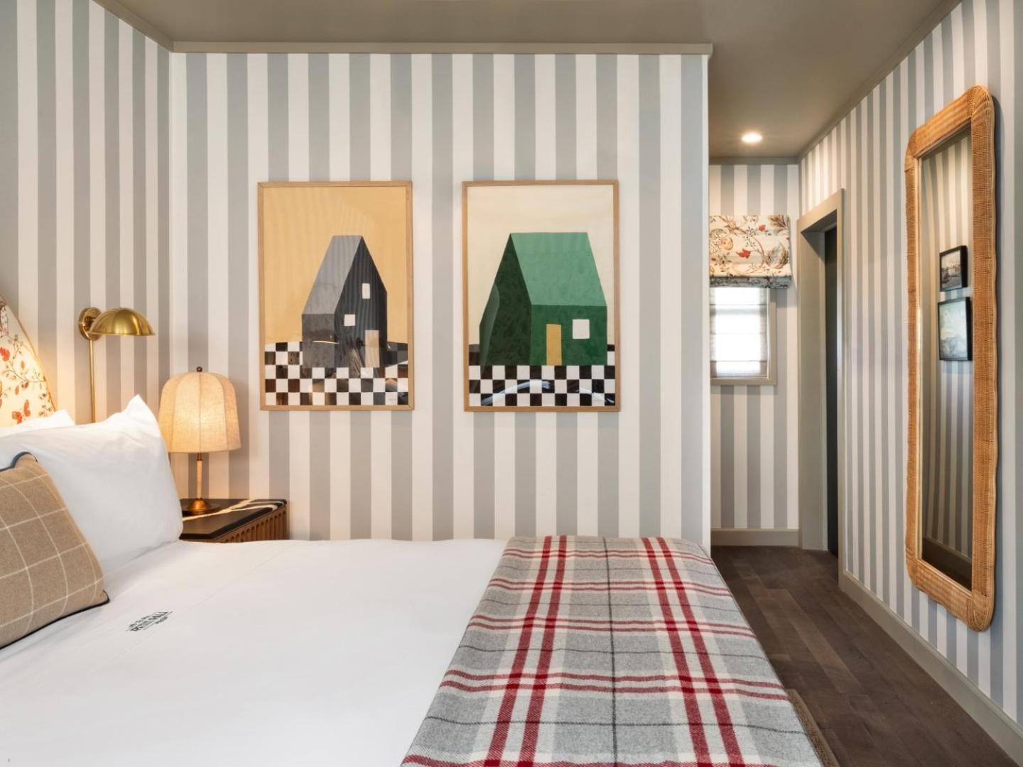 ホテル Le Petit Pali Brentwood ロサンゼルス エクステリア 写真