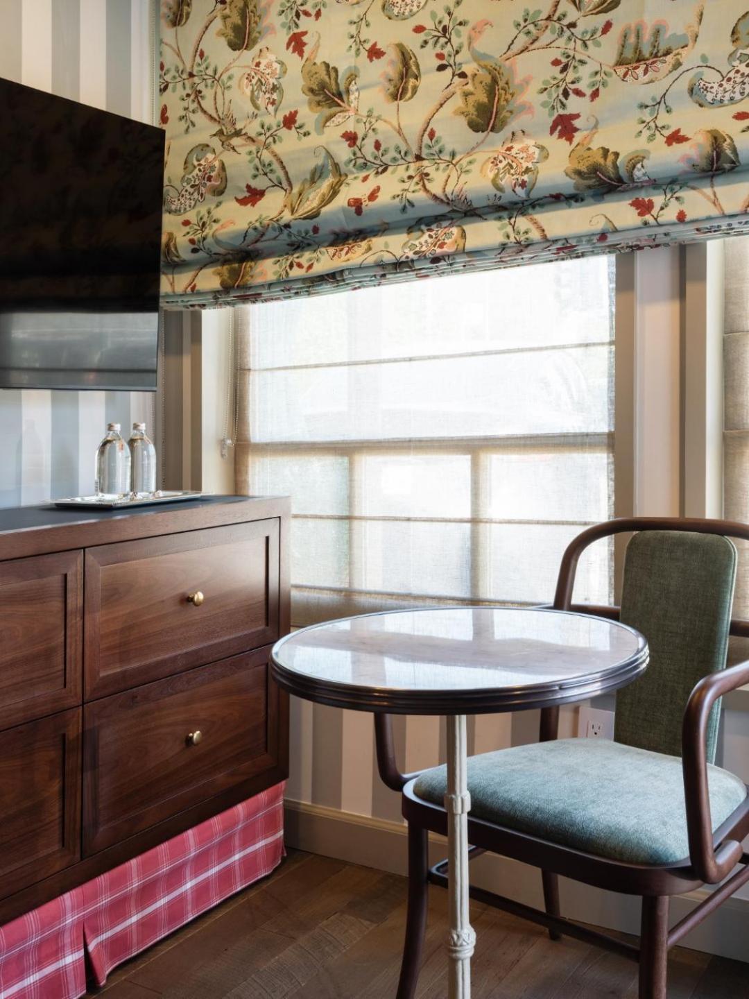 ホテル Le Petit Pali Brentwood ロサンゼルス エクステリア 写真