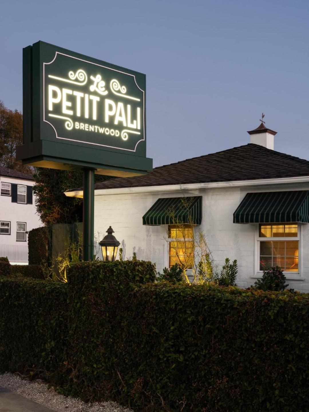 ホテル Le Petit Pali Brentwood ロサンゼルス エクステリア 写真